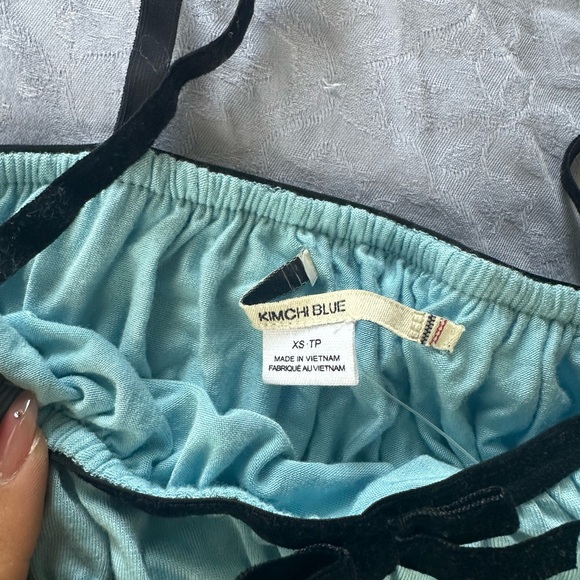 kimchi blue bow tank - Picture 2 of 2